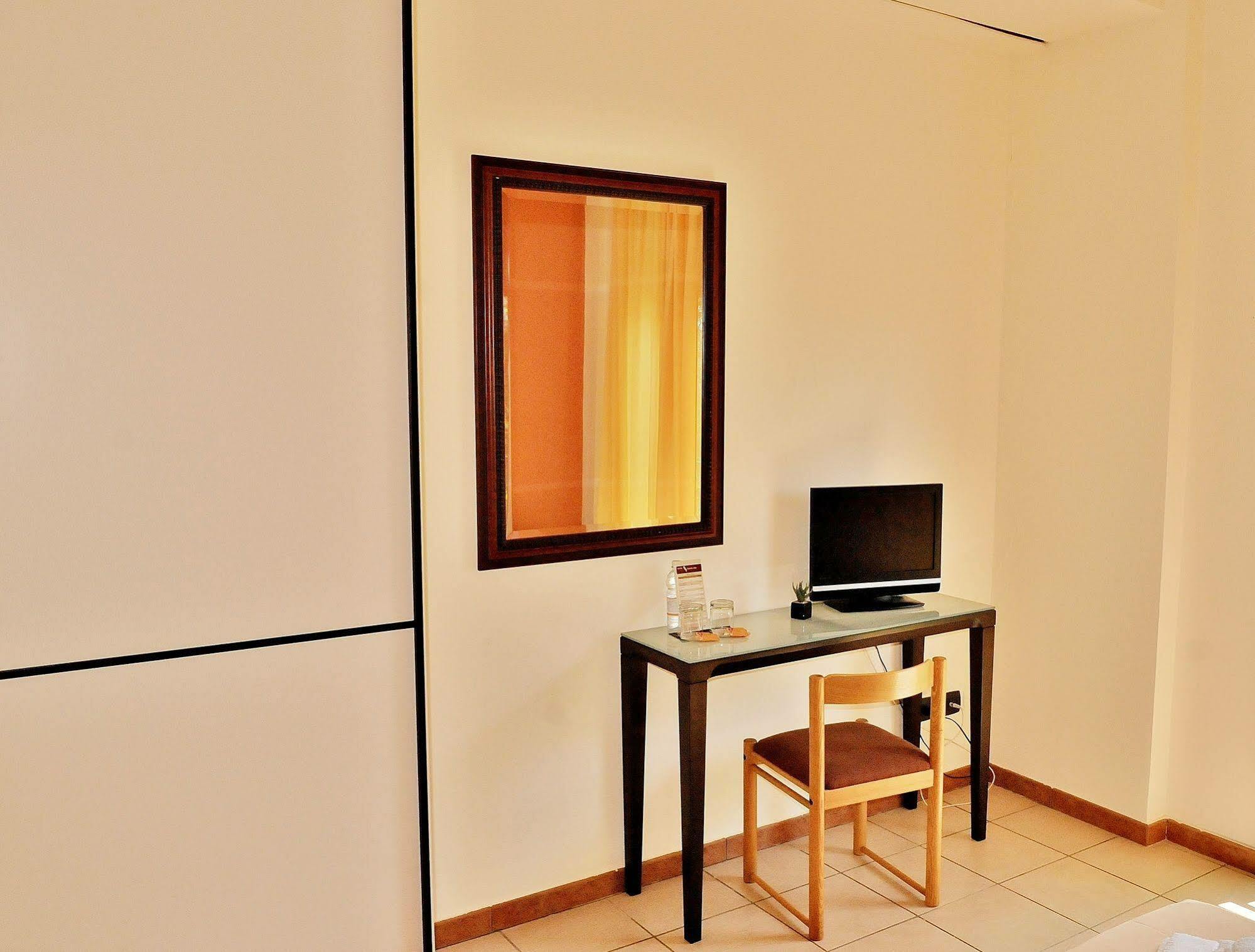 גרבינה די קטניה Hotel Rasula Alta מראה חיצוני תמונה