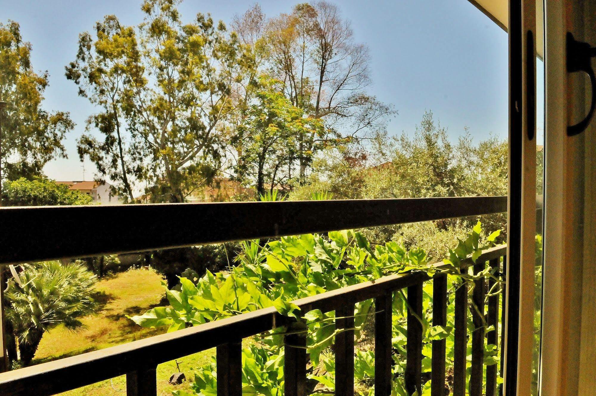גרבינה די קטניה Hotel Rasula Alta מראה חיצוני תמונה